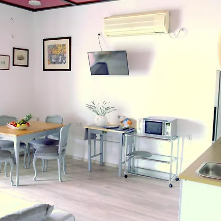 Gray Διαμέρισμα *